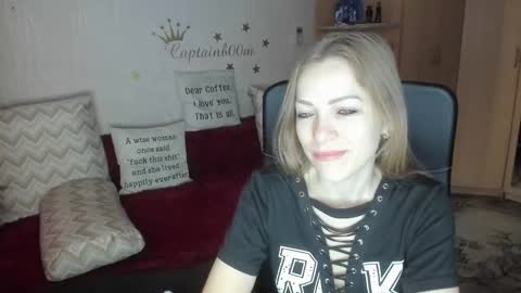 Snapshot of sirenasilk chatting on 10.08.25 sirenasilk online show from 10.08.25