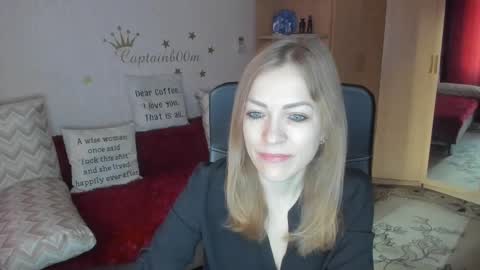 Snapshot of sirenasilk chatting on 10.11.25 sirenasilk online show from 10.11.25