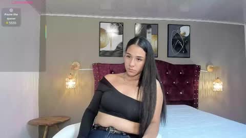 Sirenmoonn online show from 01.10.26