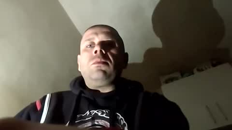 Snapshot of sirewa1885 chatting on 12.22.25 sirewa1885 online show from 12.22.25