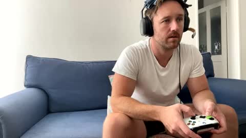 Giovanni online show from 02.22.25