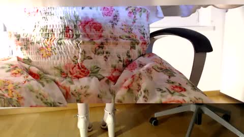 Snapshot of sissy_andi chatting on 01.06.25 Andi online show from 01.06.25