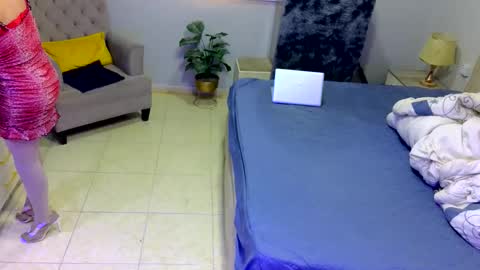 D i f a  Ana Arbeh shemale online show from 04.06.26