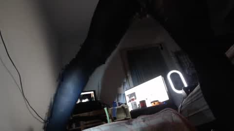 Snapshot of sissyboilooking chatting on 12.20.24 RESPONDS WELL TO ... online show from 12.20.24
