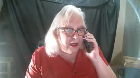 Sissy Diane online show from 02.20.25