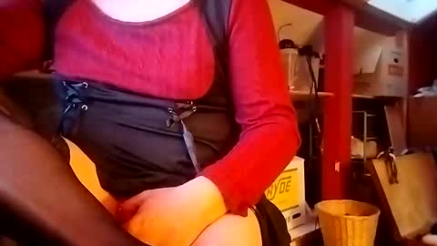 Snapshot of sissyfagg88 chatting on 10.26.25 sissyfagg88 online show from 10.26.25