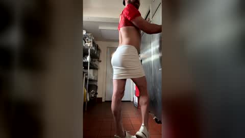 SissyMiles online show from 05.25.26