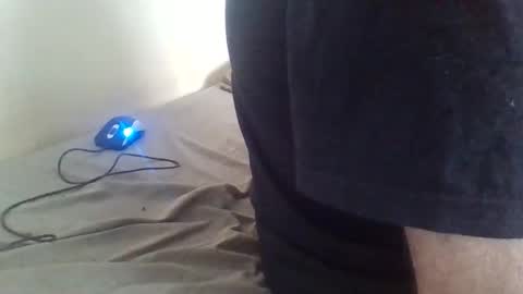 Mickey B online show from 10.10.25