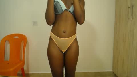 sizzly_ass online show from 05.03.26