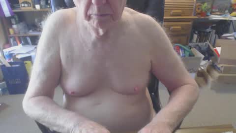 Snapshot of sjbottomboi chatting on 12.02.24 sjbottomboi online show from 12.02.24