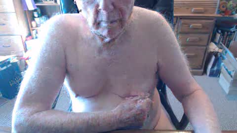 Snapshot of sjbottomboi chatting on 01.07.25 sjbottomboi online show from 01.07.25