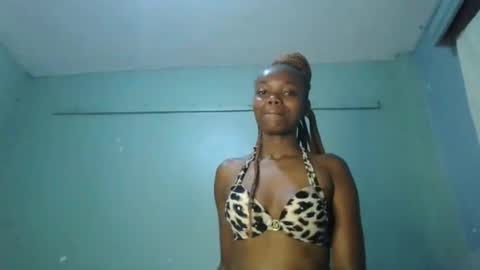 Snapshot of skarletblue chatting on 09.24.25 Skarlet online show from 09.24.25