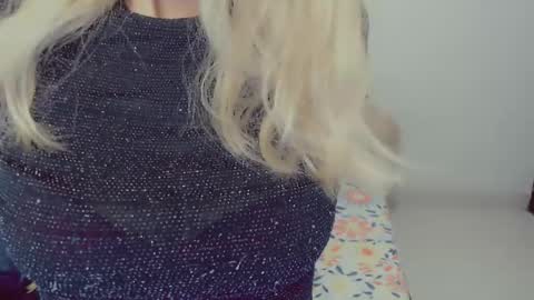 Snapshot of skarlett2072 chatting on 05.29.26 Arlett online show from 05.29.26