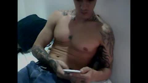 Snapshot of skater19xxx chatting on 03.03.25 miguel online show from 03.03.25