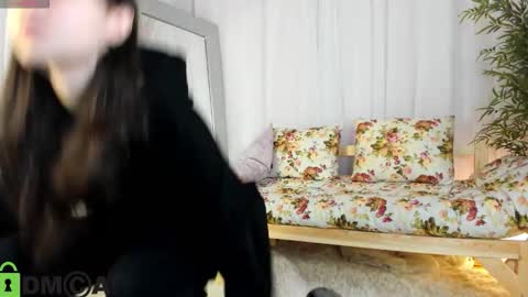 Emily online show from 10.14.25