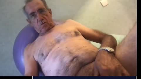 Snapshot of skima48 chatting on 09.26.25 skima48 online show from 09.26.25