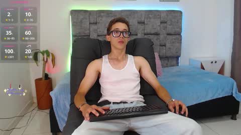 skinny_bigcock20 online show from 02.06.26