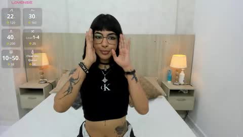 Emily Rojas online show from 11.08.25