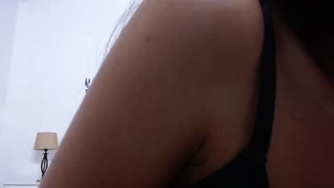 skinny_hottie18 online show from 12.13.24