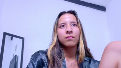 skinny_hottie18 online show from 02.07.25