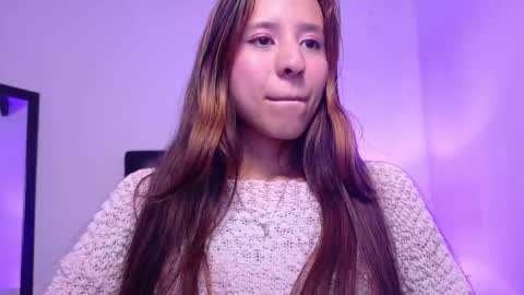 skinny_hottie18 online show from 02.25.25