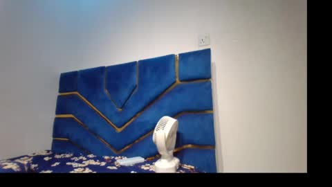 skinnyasssexyboobs online show from 03.14.26