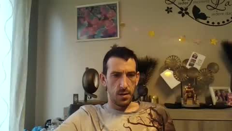 Snapshot of skinnybigcock2 chatting on 12.06.24 SkinnyBigCock2 online show from 12.06.24