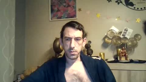 Snapshot of skinnybigcock2 chatting on 02.09.25 SkinnyBigCock2 online show from 02.09.25