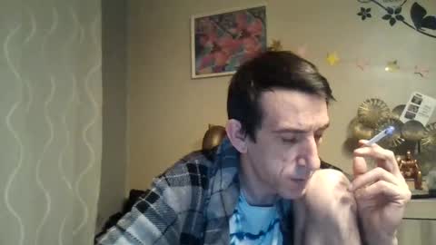 Snapshot of skinnybigcock2 chatting on 02.11.25 SkinnyBigCock2 online show from 02.11.25