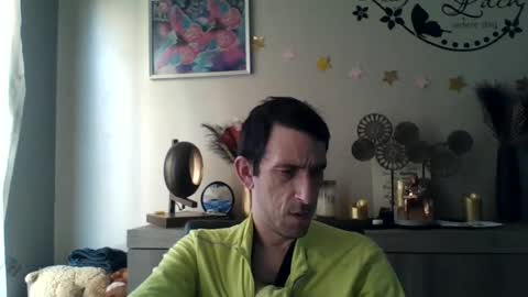 Snapshot of skinnybigcock2 chatting on 03.05.25 SkinnyBigCock2 online show from 03.05.25