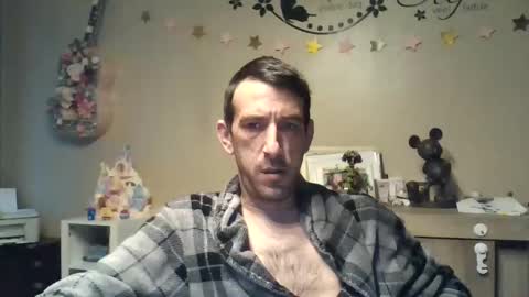 Snapshot of skinnybigcock2 chatting on 05.03.26 SkinnyBigCock2 online show from 05.03.26