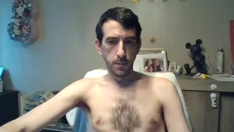 Snapshot of skinnybigcock2 chatting on 06.14.26 SkinnyBigCock2 online show from 06.14.26