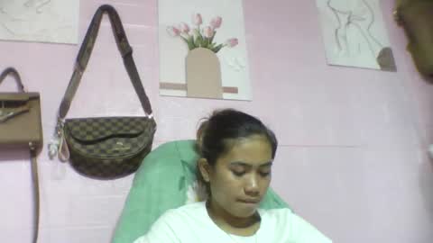 skinnybodyme24 online show from 11.17.25