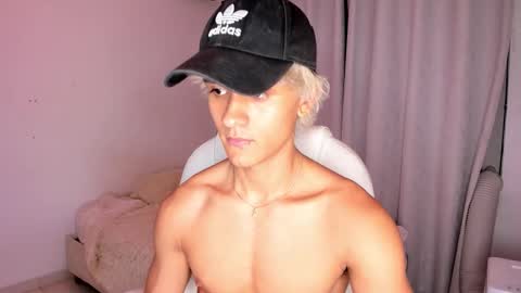 skinnydreamer online show from 09.23.25