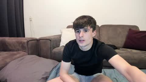 skinnyguywithbigd online show from 04.14.26