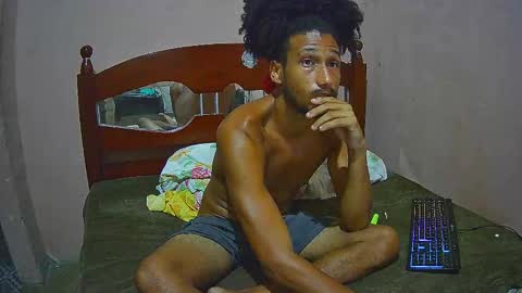Skinny Latin Man online show from 12.04.24