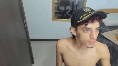 skinnypipe15 online show from 11.13.25