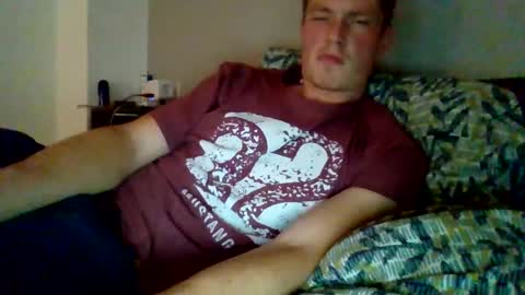 Snapshot of skippyhihi chatting on 10.02.25 skippyhihi online show from 10.02.25