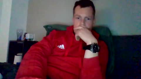 Snapshot of skippyhihi chatting on 10.25.25 skippyhihi online show from 10.25.25