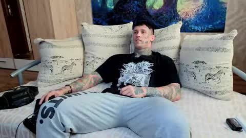 skirlingod online show from 09.16.25