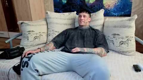 skirlingod online show from 09.17.25