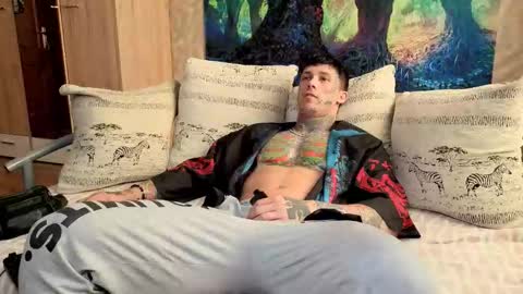 skirlingod online show from 10.01.25