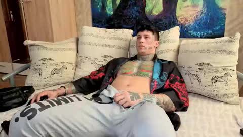 skirlingod online show from 10.02.25