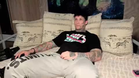 skirlingod online show from 10.11.25