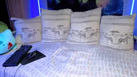 skirlingod online show from 10.26.25