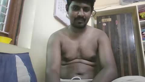 Snapshot of sklavepappu143 chatting on 10.17.25 Indianslut1431 online show from 10.17.25