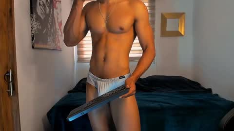 Liam Vokov online show from 12.09.24