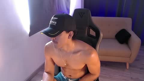 Liam Vokov online show from 03.10.26