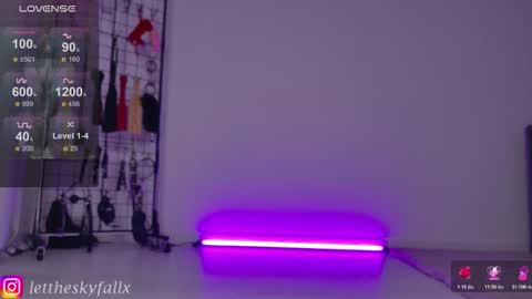 Eliza online show from 11.15.25