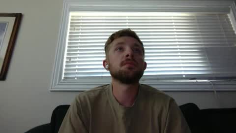 Snapshot of sky2273 chatting on 07.31.26 sky2273 online show from 07.31.26
